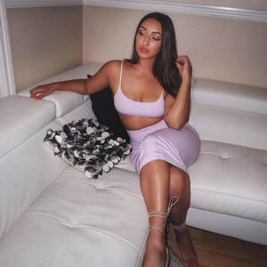 Meet your Posher, Daniella